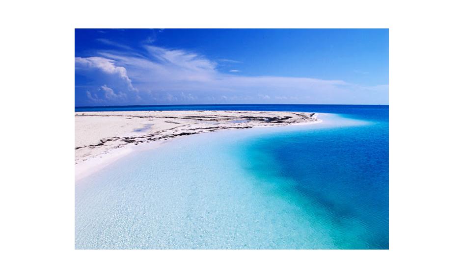 Traveling on a catamaran around the island of Cuba