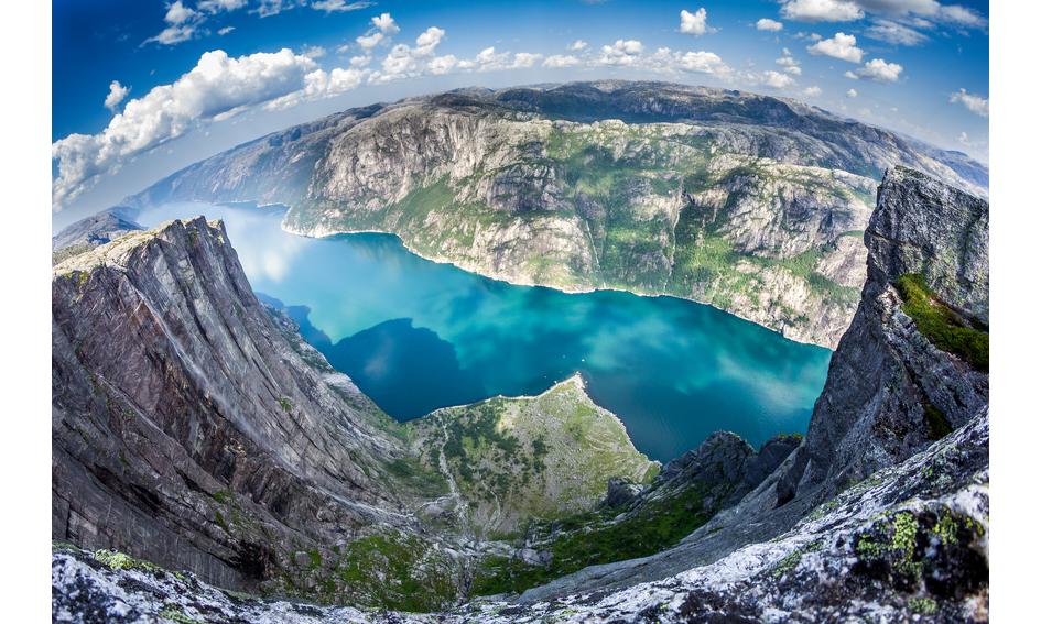 A trip on a yacht in the Norwegian fjords